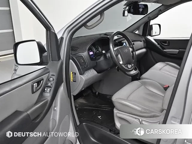 Hyundai The New Grand Starex 2019 Серый из Кореи, фото 2