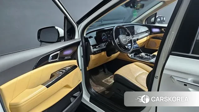 Kia Carnival 4th generation 2023 Белый из Кореи, фото 2