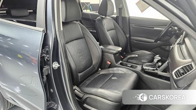 Kia Seltos 2021 Серый из Кореи, фото 2