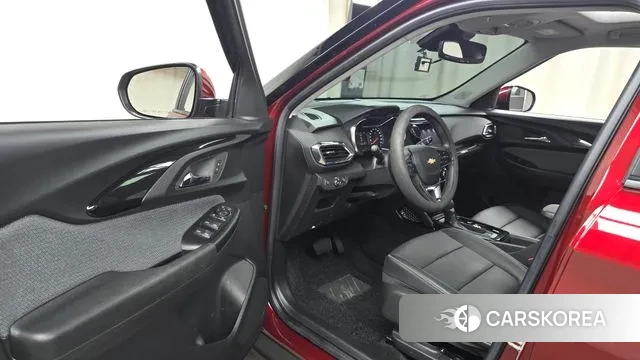 Chevrolet (GM Daewoo) Trailblazer 2022 Красный из Кореи, фото 2