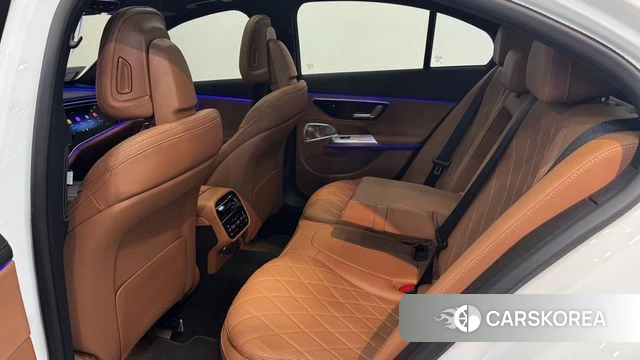 Mercedes-Benz E-Class W214 2026 Белый из Кореи, фото 2