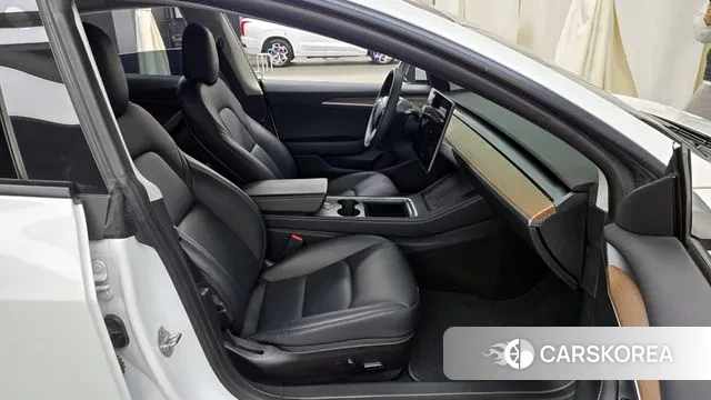 Tesla Model 3 2021 Белый из Кореи, фото 2