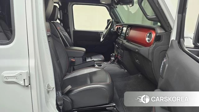 Jeep Gladiator (JT) 2021 Белый из Кореи, фото 2