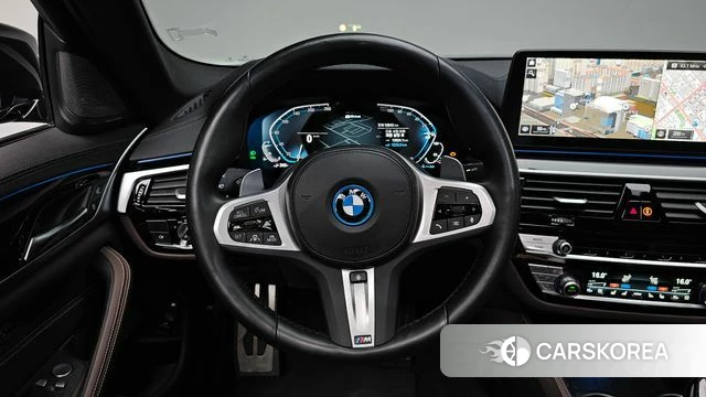 BMW 5 Series (G30) 2023 Черный из Кореи, фото 2