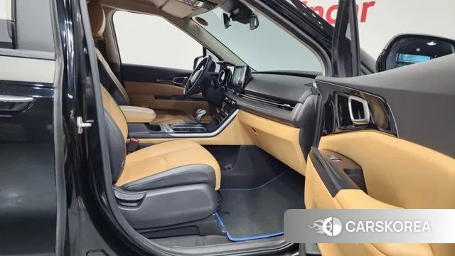 Kia Carnival 4th generation 2023 Черный из Кореи, фото 2