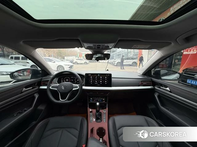 Volkswagen Lavida 2025 Белый из Китая, фото 2