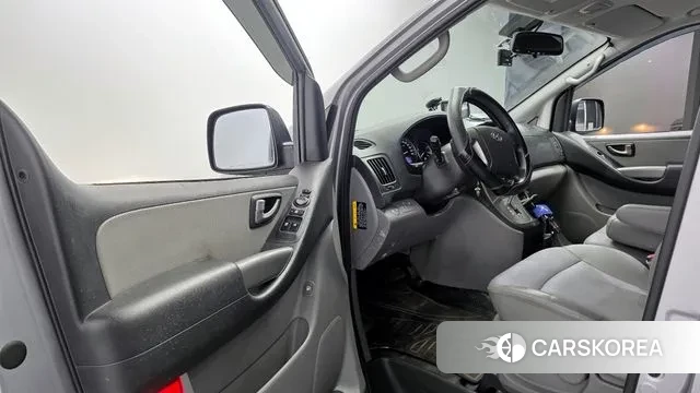 Hyundai The New Grand Starex 2018 Серебряный из Кореи, фото 2