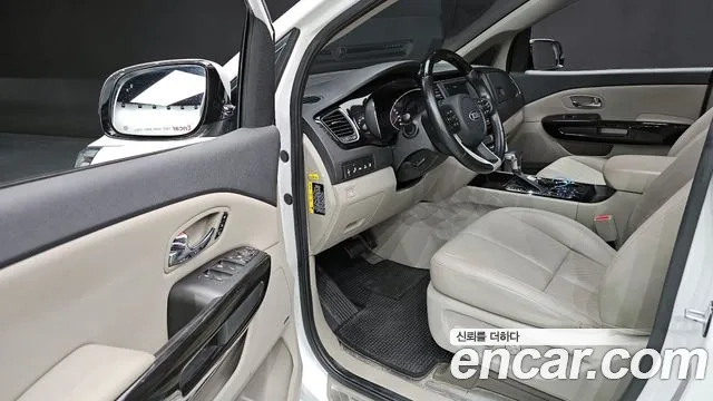 Kia The New Carnival 2018 Белый из Кореи, фото 2