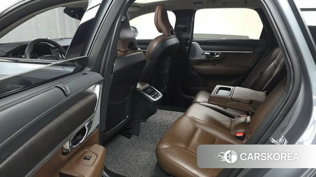 Volvo V90 Cross-Country 2019 Серый из Кореи, фото 2