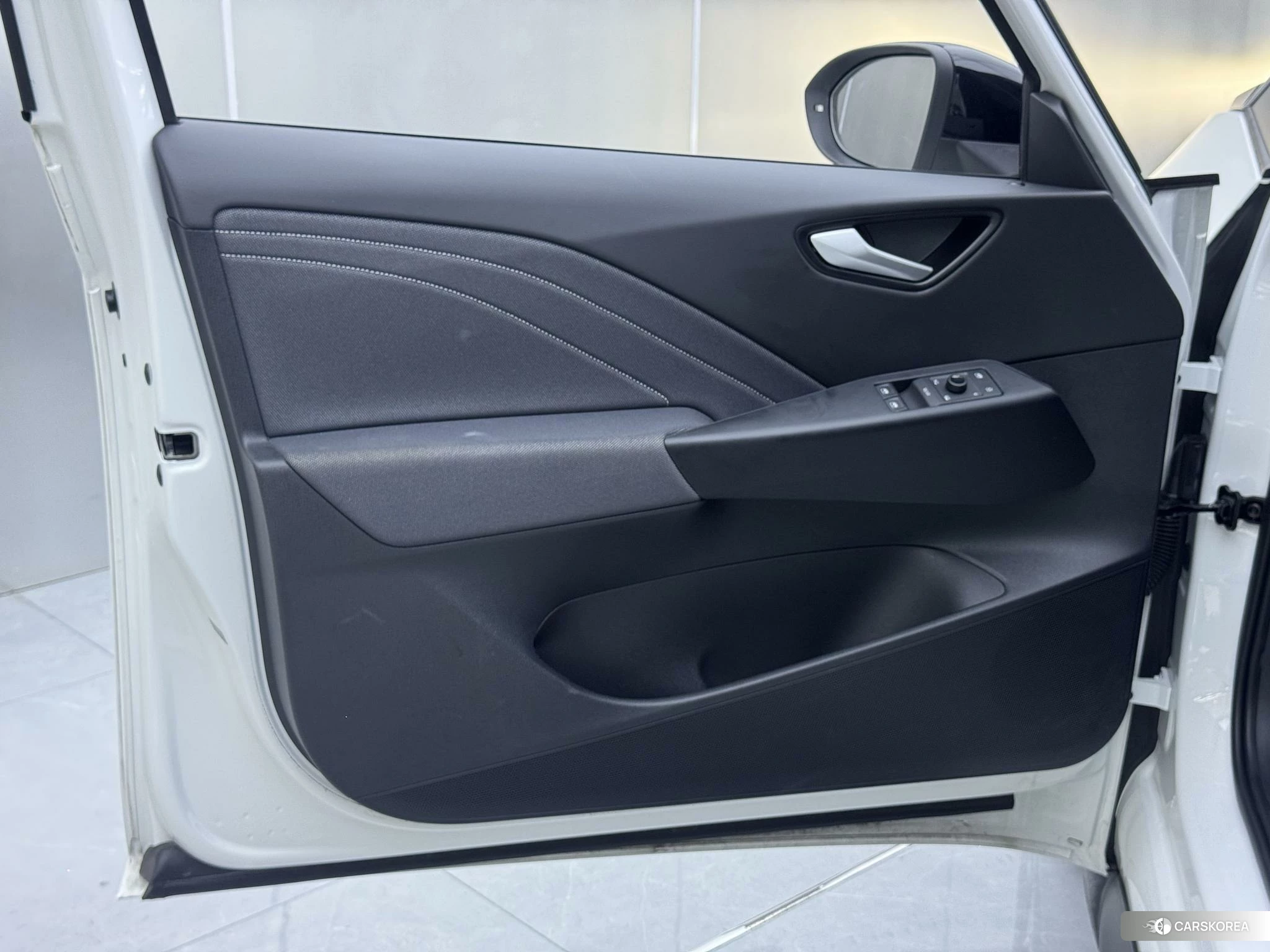 Volkswagen ID.3 2024 Белый из Китая, фото 2