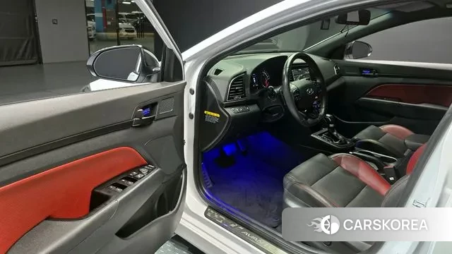 Hyundai Avante AD 2018 Белый из Кореи, фото 2