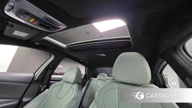 Hyundai The New Avante (CN7) 2024 Серый из Кореи, фото 2