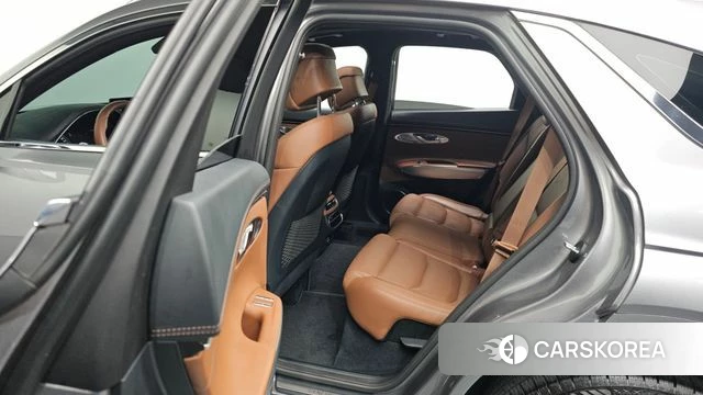 Genesis GV70 2021 Серебристо-серый из Кореи, фото 2