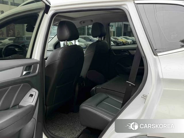 Roewe RX5 2018 Белый из Китая, фото 2