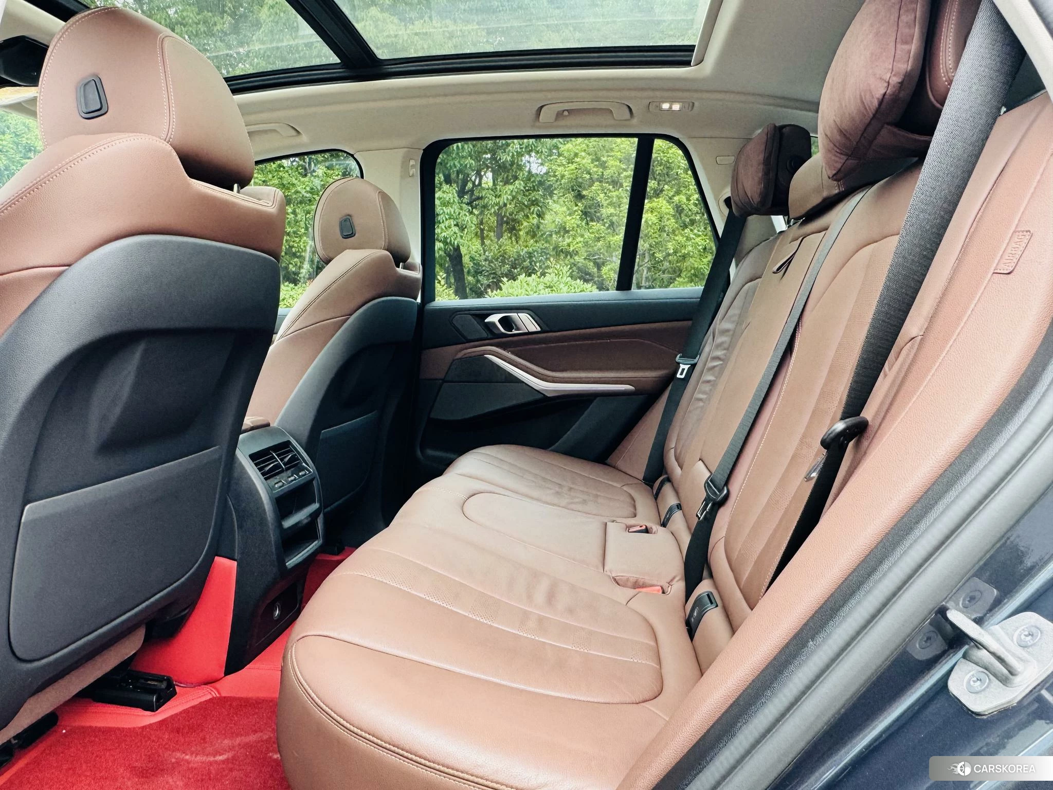 BMW X5 (imported) 2021 Темно-серый из Китая, фото 2