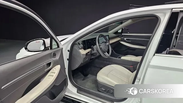 Hyundai Sonata D Edge (DN8) 2023 Белый из Кореи, фото 2