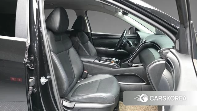 Hyundai Tucson (NX4) 2021 Черный из Кореи, фото 2