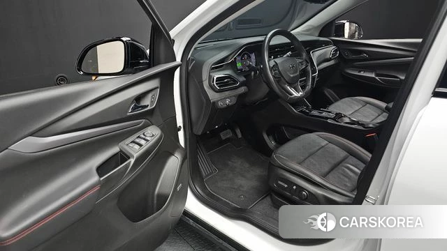 Chevrolet (GM Daewoo) Bolt EUV 2022 Белый из Кореи, фото 2