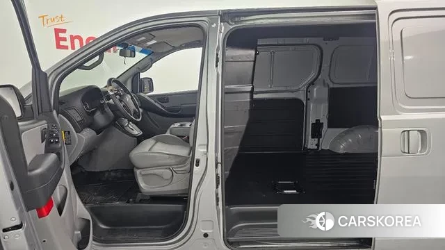 Hyundai The New Grand Starex 2019 Серебряный из Кореи, фото 2