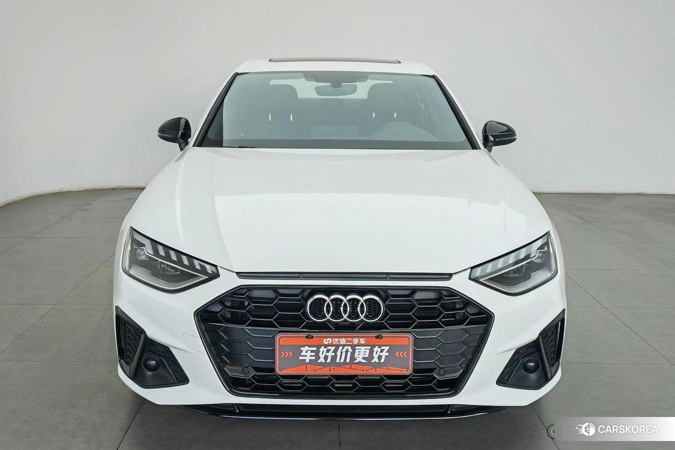 Audi A4L 2023 Белый из Китая, фото 2