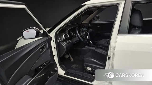 Ssangyong The New Tivoli 2023 Белый из Кореи, фото 2