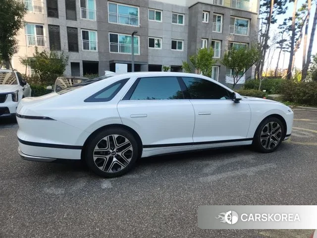 Hyundai Grandeur Hybrid (GN7) 2023 Белый из Кореи, фото 2