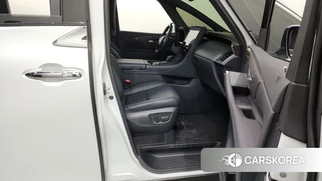 Toyota Alphard 4th Generation 2023 Белый из Кореи, фото 2