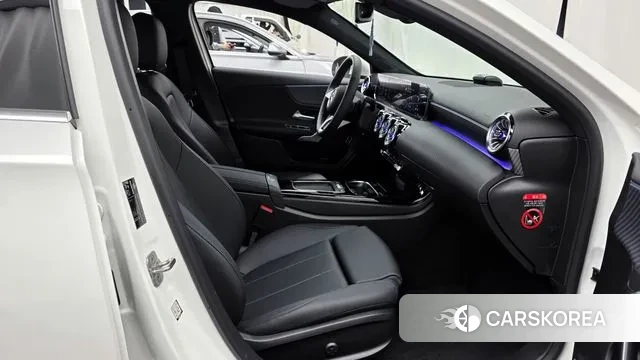 Mercedes-Benz A-Class W177 2025 Белый из Кореи, фото 2