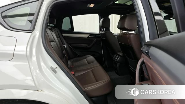 BMW X4 (F26) 2018 Белый из Кореи, фото 2