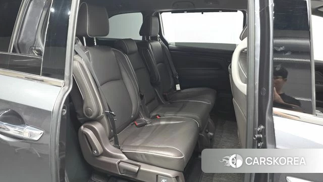 Honda Odyssey 2023 Серый из Кореи, фото 2