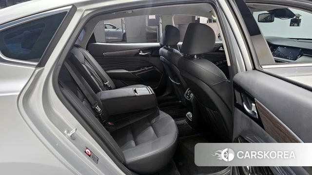Kia K7 Premier 2019 Серебряный из Кореи, фото 2