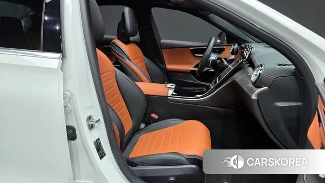 Mercedes-Benz C-Class W206 2025 Белый из Кореи, фото 2