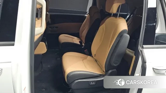 Kia Carnival 4th generation 2023 Белый из Кореи, фото 2