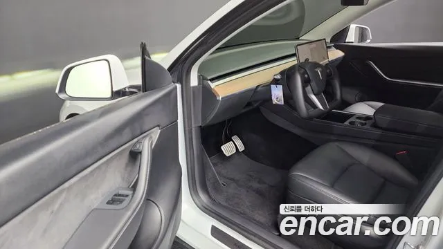 Tesla Model Y 2021 Белый из Кореи, фото 2