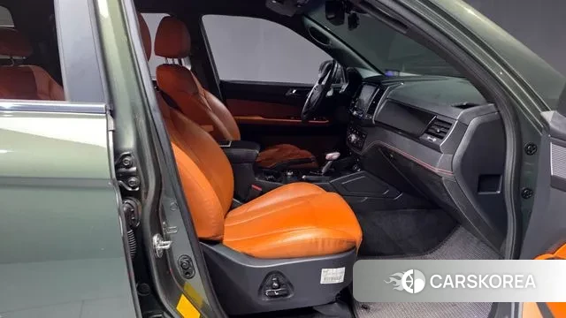 Ssangyong The New Rexton Sports Cannes 2022 Темно-зеленый из Кореи, фото 2