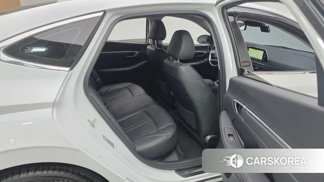 Hyundai Sonata (DN8) 2022 Белый из Кореи, фото 2