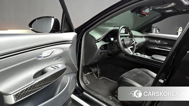 Genesis GV70 2021 Черный из Кореи, фото 2