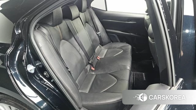 Toyota Camry (XV70) 2019 Черный из Кореи, фото 2