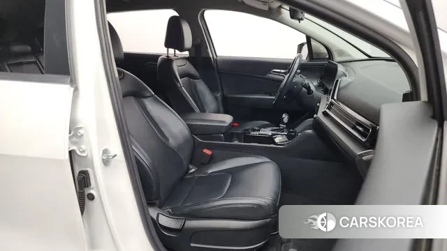 Kia Sportage 5th Generation 2022 Белый из Кореи, фото 2