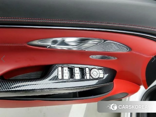 Genesis GV70 2021 Белый из Кореи, фото 2