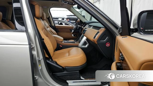 Land Rover Range Rover 4th Generation 2019 Песочный из Кореи, фото 2