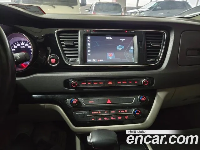 Kia All New Carnival 2018 Белый из Кореи, фото 2
