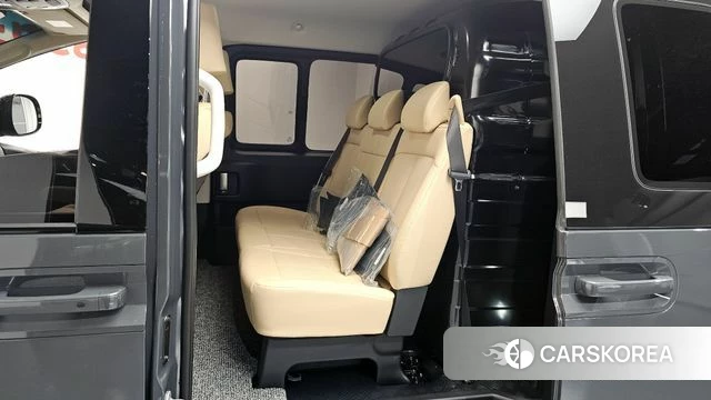 Hyundai The New Staria 2026 Серый из Кореи, фото 2