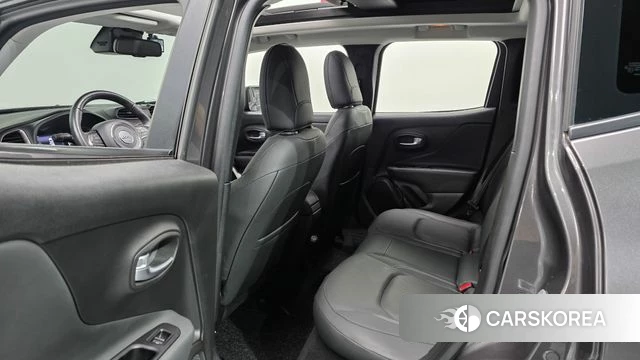 Jeep Renegade 2021 Серый из Кореи, фото 2