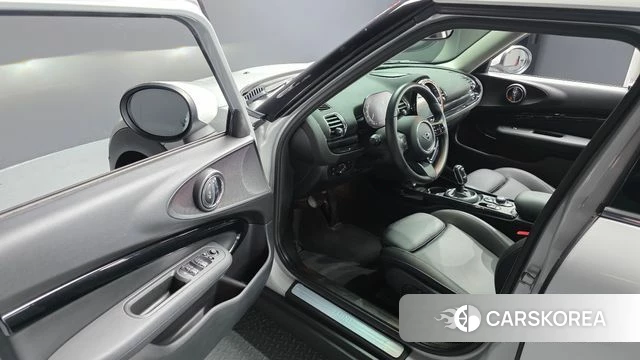 Mini Cooper Clubman 2022 Серебряный из Кореи, фото 2