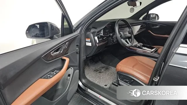 Audi Q7 (4M) 2021 Серый из Кореи, фото 2