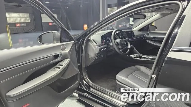 Hyundai Sonata (DN8) 2022 Черный из Кореи, фото 2