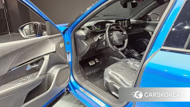 Peugeot 2008 Second generation 2020 Синий из Кореи, фото 2