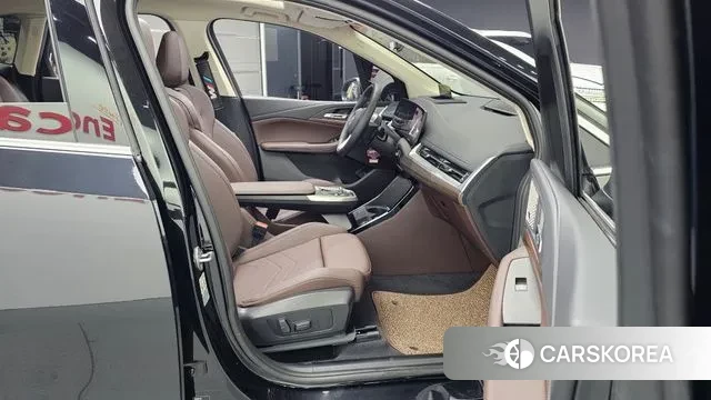 BMW 2 Series Active Tourer (U06) 2024 Черный из Кореи, фото 2