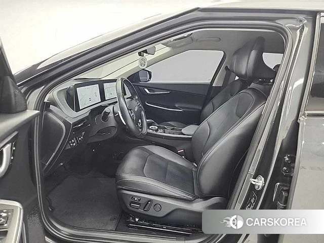 Kia EV6 2022 Черный из Кореи, фото 2